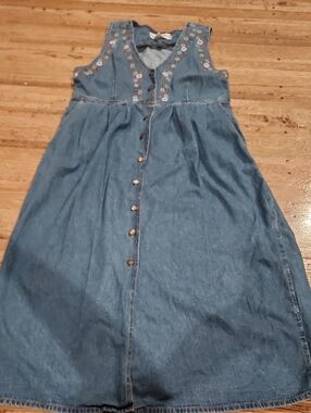 Jane Ashley Blue Denim Button-Front Sundress with Floral Embroidery